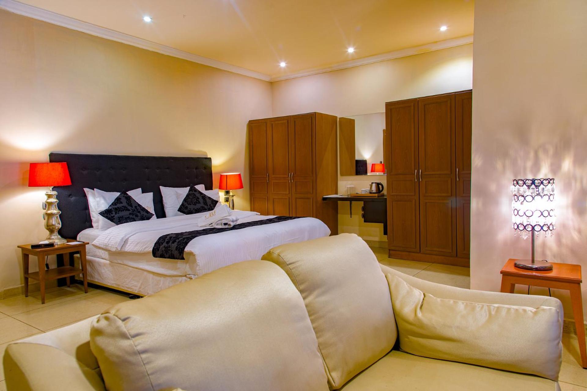The Country Lodge Hotel Freetown Dış mekan fotoğraf